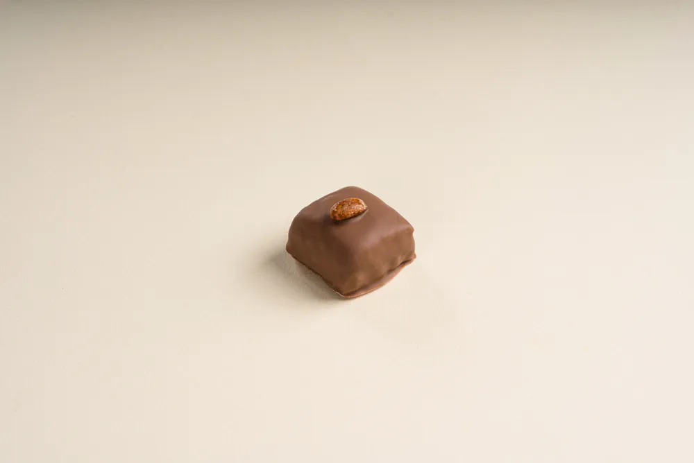 Pistachio Cut Chocolate